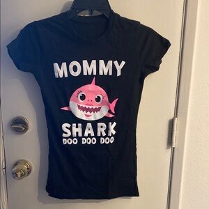 Black Mommy Shark Kids T-Shirt